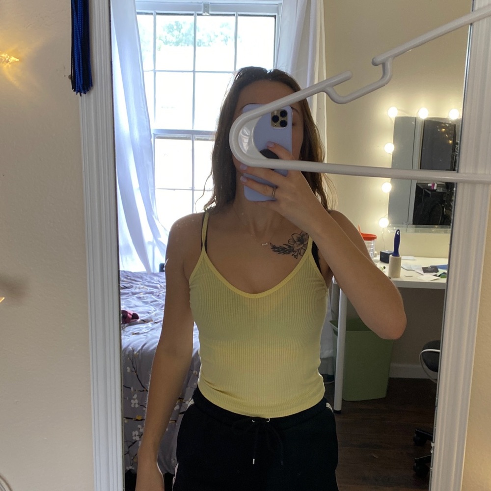 Forever 21 Cropped tank